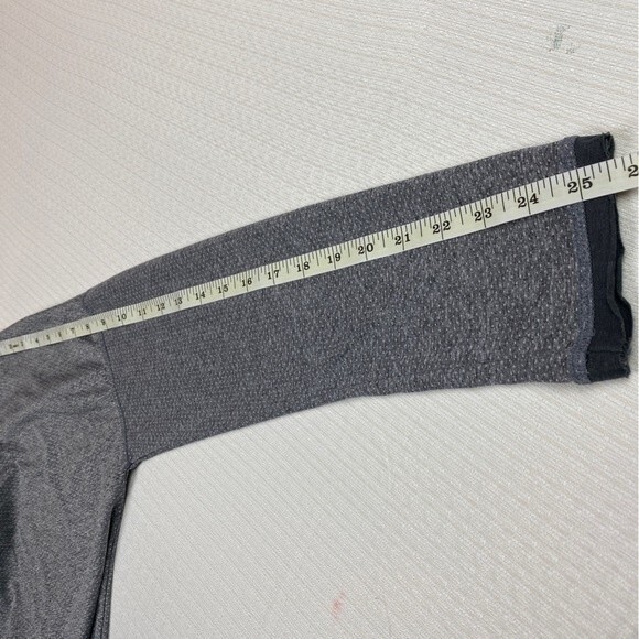 Prana Robyn V-Neck Relaxed Gray Long Sleeve Top - Picture 9 of 12